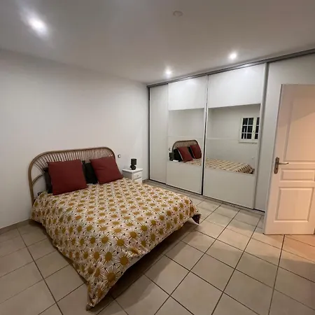 A Deux Pas Du Centre D Ile Rousse * L'Ile-Rousse (Corsica)