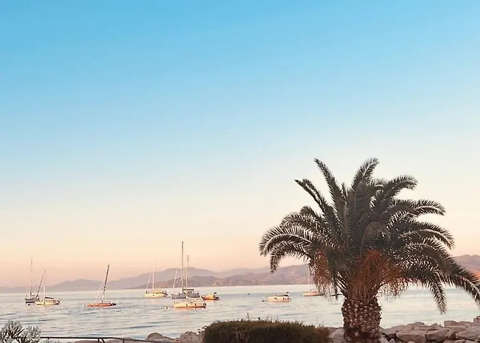 Apartment A Deux Pas Du Centre D Ile Rousse