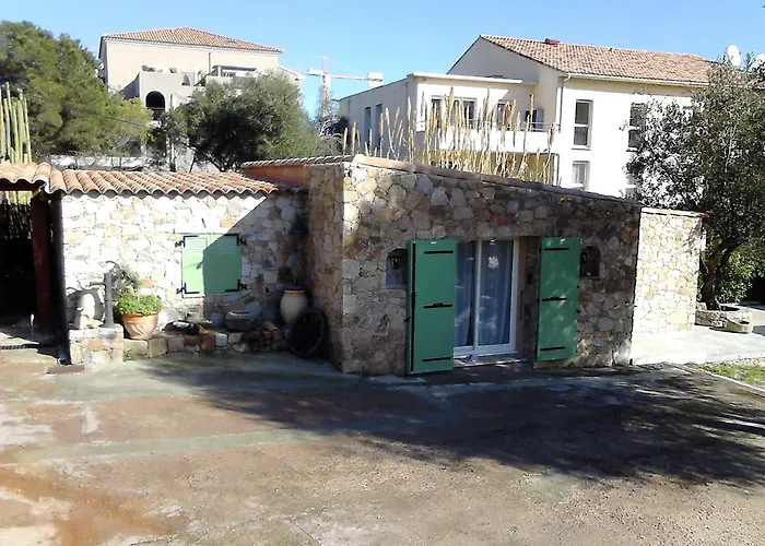 Appartamento A Deux Pas Du Centre D Ile Rousse